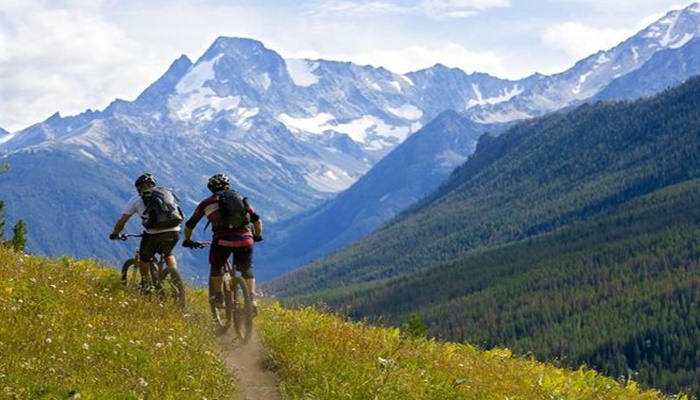 Viajar por placer es algo que deberías disfrutar, viaja en tu bicicleta, ¡Atrévete!